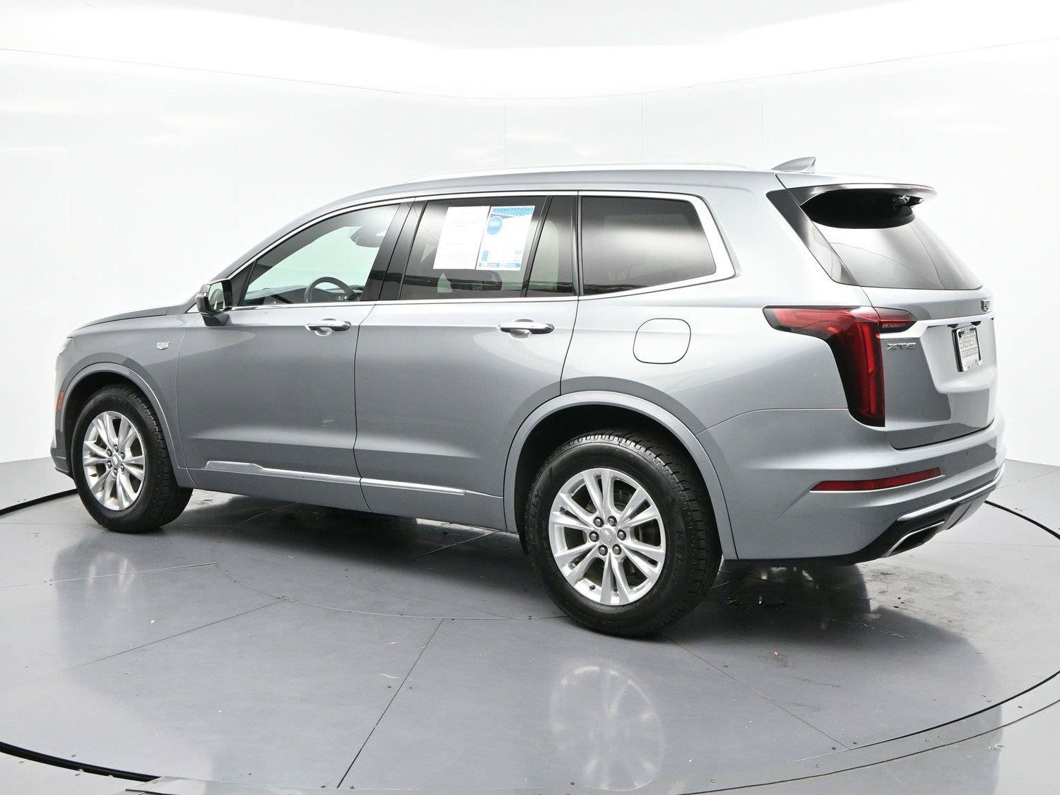 Used 2024 Cadillac XT6 Luxury FWD image 5