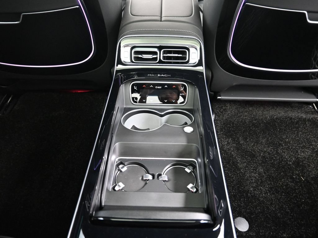 Used 2023 Mercedes-Benz Maybach S 580 4MATIC image 8