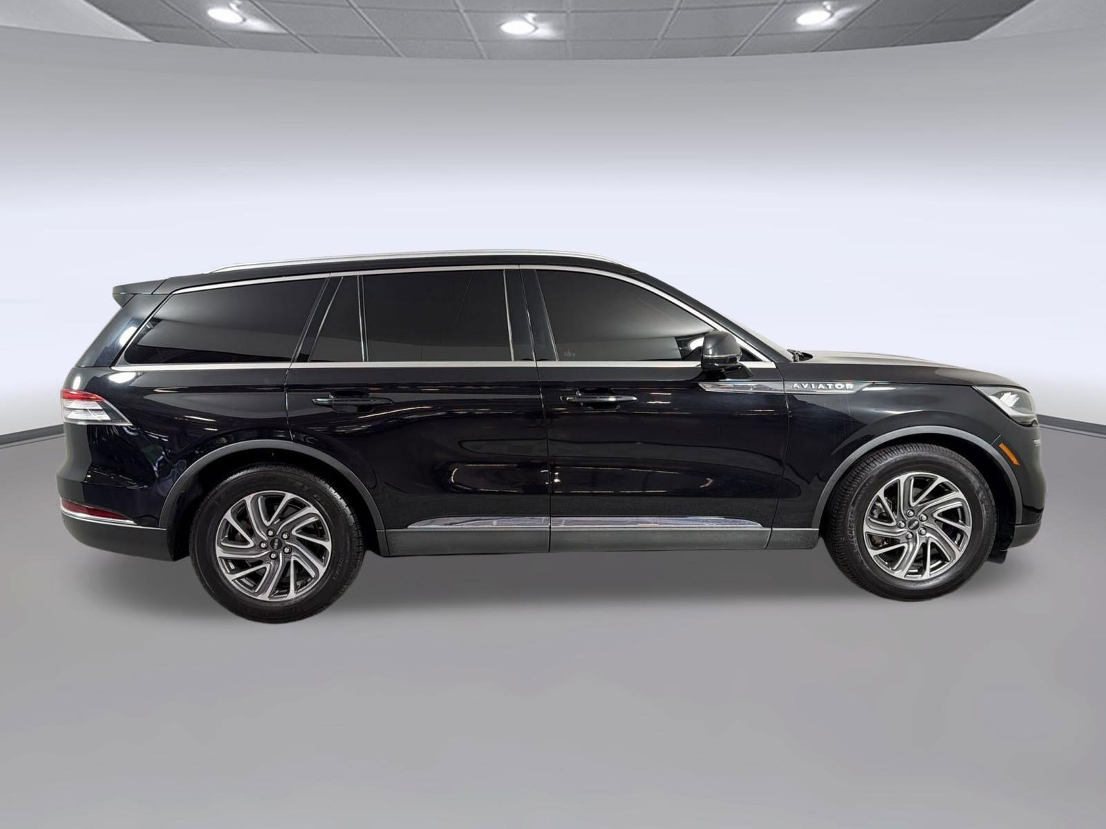 Used 2020 Lincoln Aviator 2WD image 8