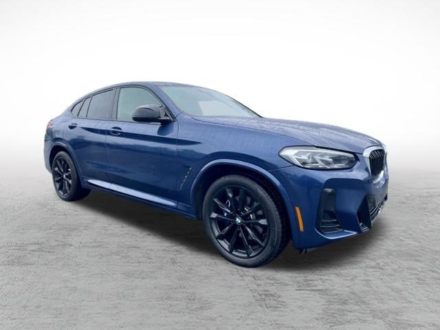 Used 2022 BMW X4 M40i w/ Premium Package image 3