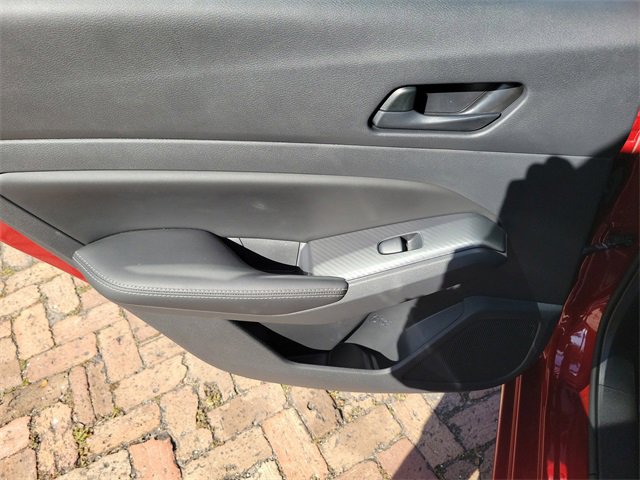 Used 2024 Nissan Altima 2.5 SV w/ SV Premium Package image 9