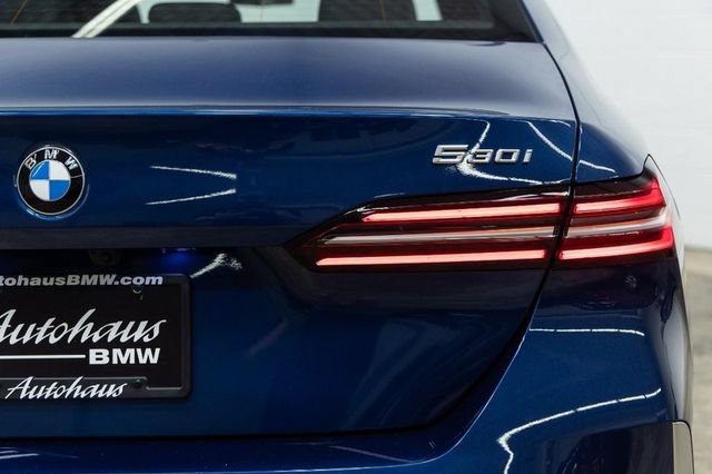 Certified 2026 BMW 530i xDrive AWD/4WD image 10