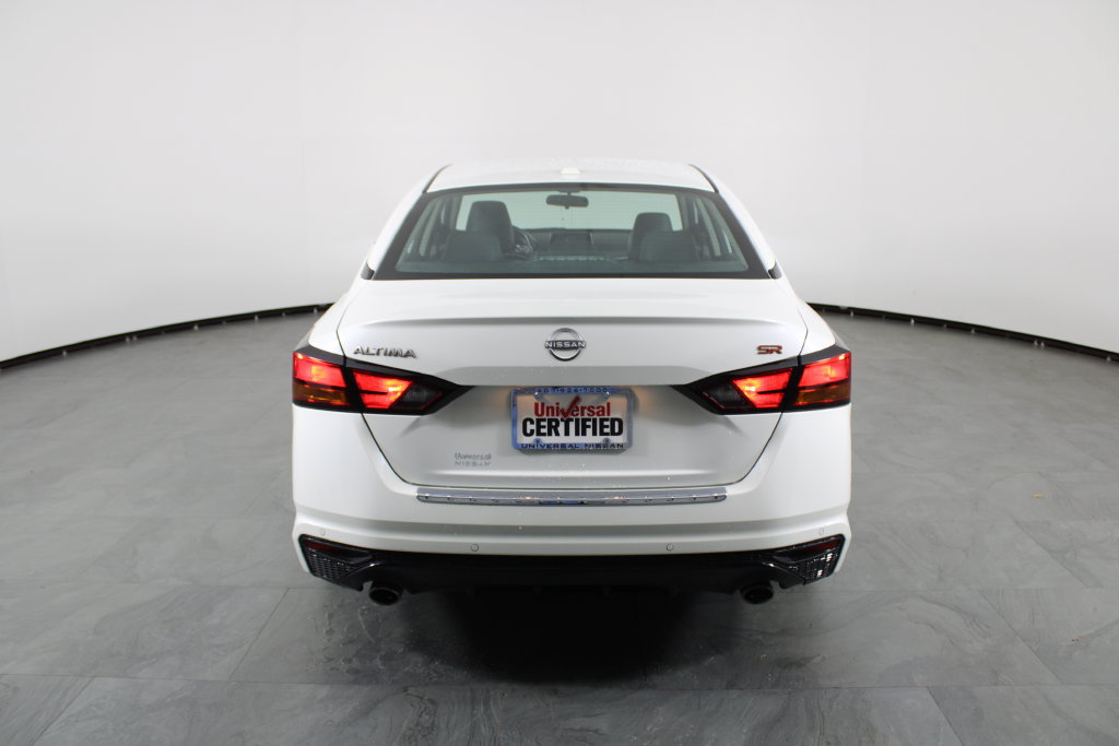 Certified 2023 Nissan Altima 2.5 SR FWD image 11