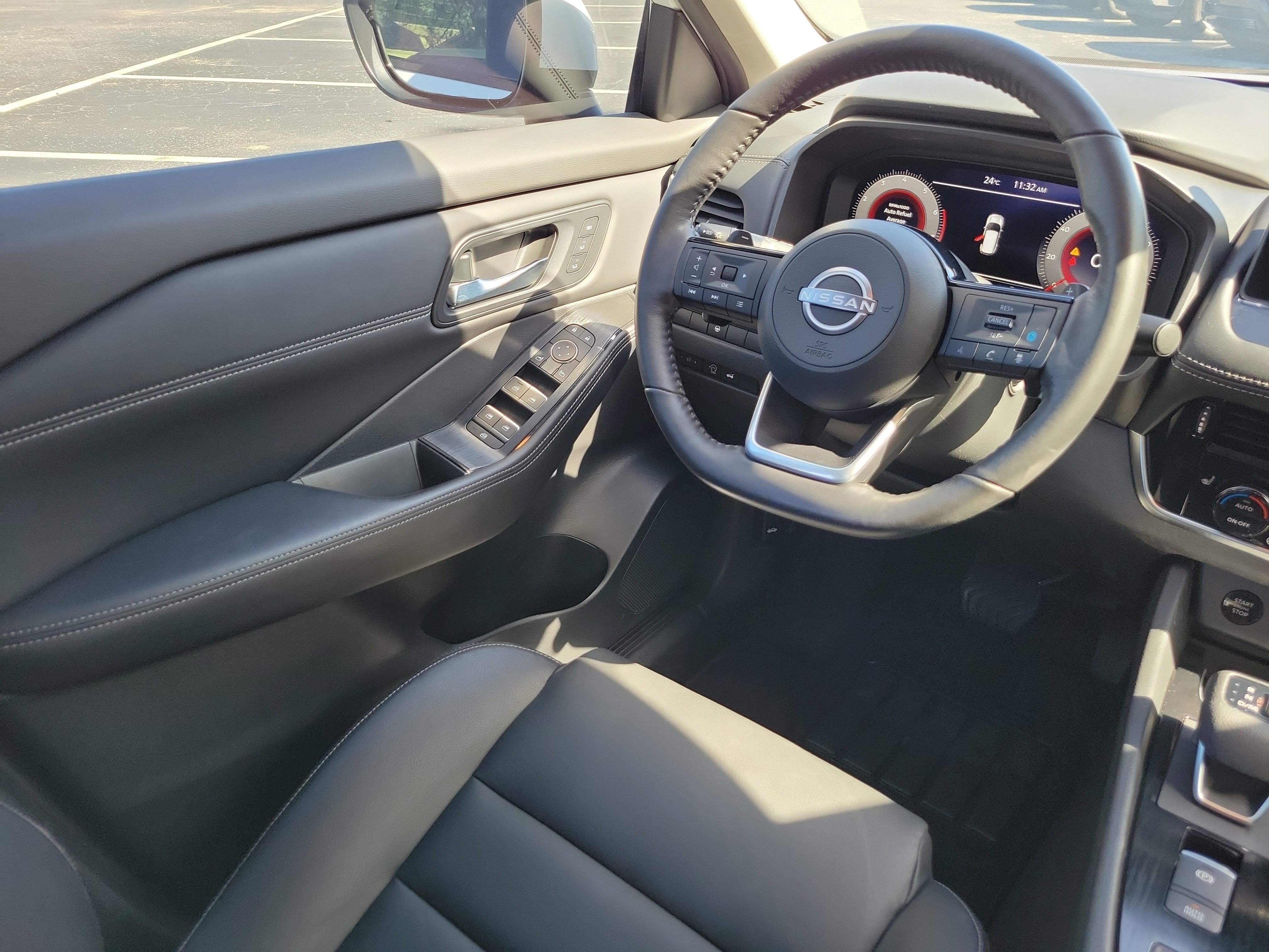 Used 2024 Nissan Rogue SL w/ SL Premium Package FWD image 26