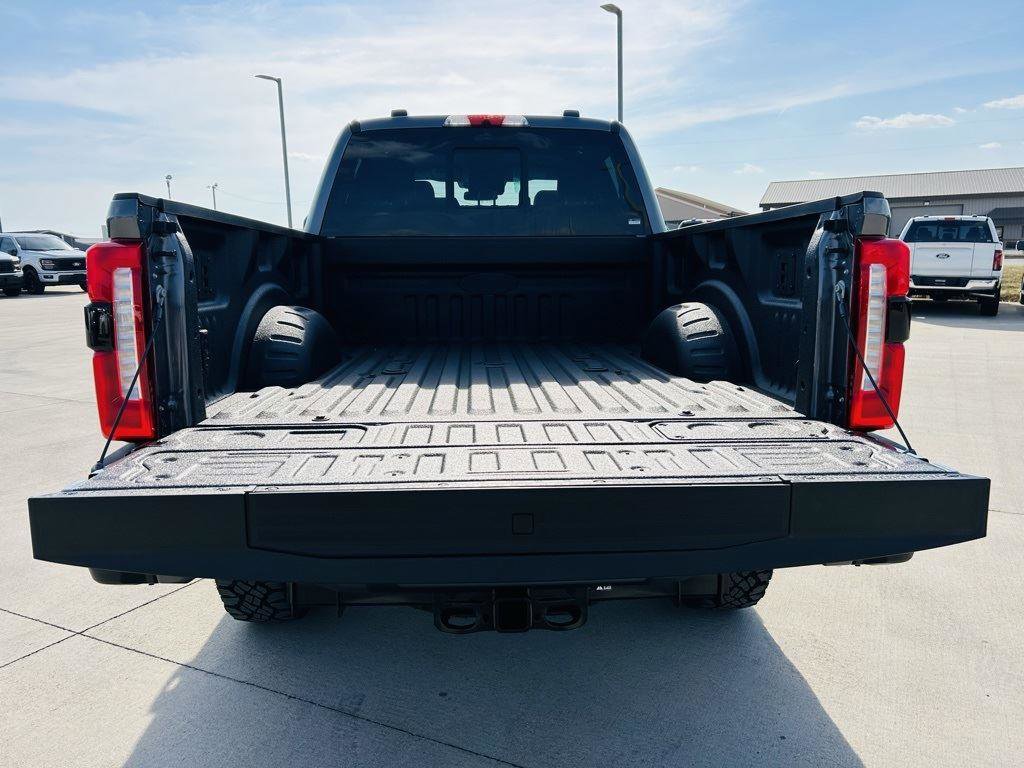 New 2026 Ford F250 Lariat w/ Tremor Off-Road Package image 35