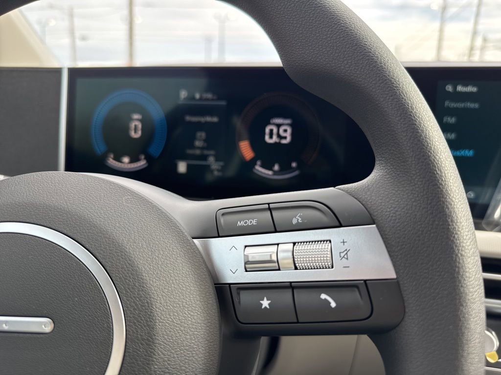 New 2026 Hyundai Tucson SE image 32