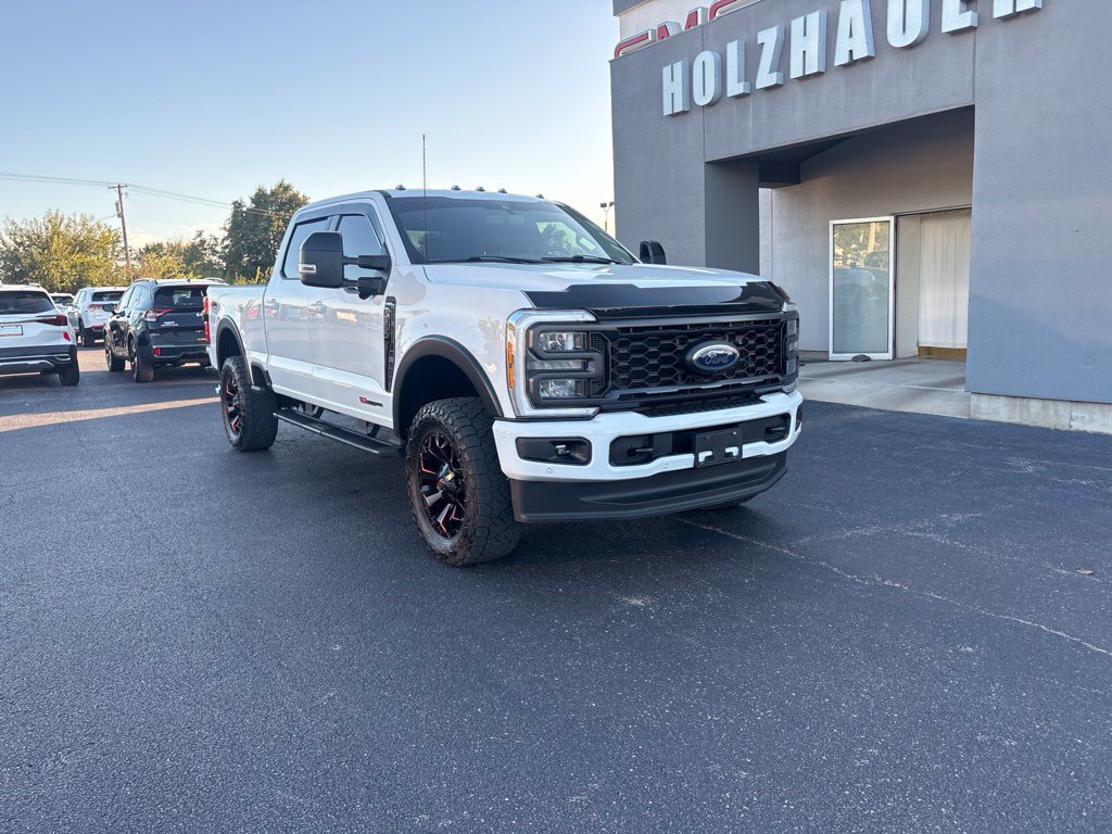 Used 2024 Ford F350 Lariat w/ Lariat Ultimate Package AWD/4WD image 2