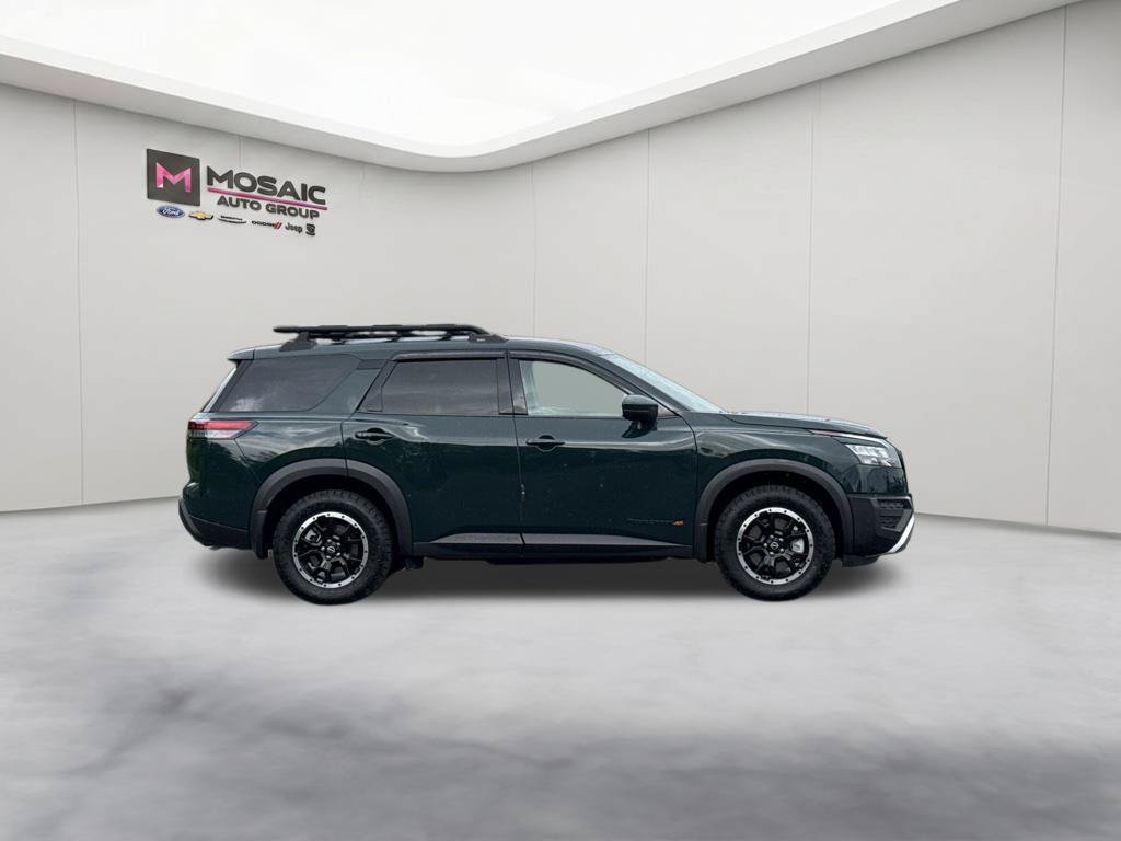 Used 2025 Nissan Pathfinder Rock Creek AWD/4WD image 8