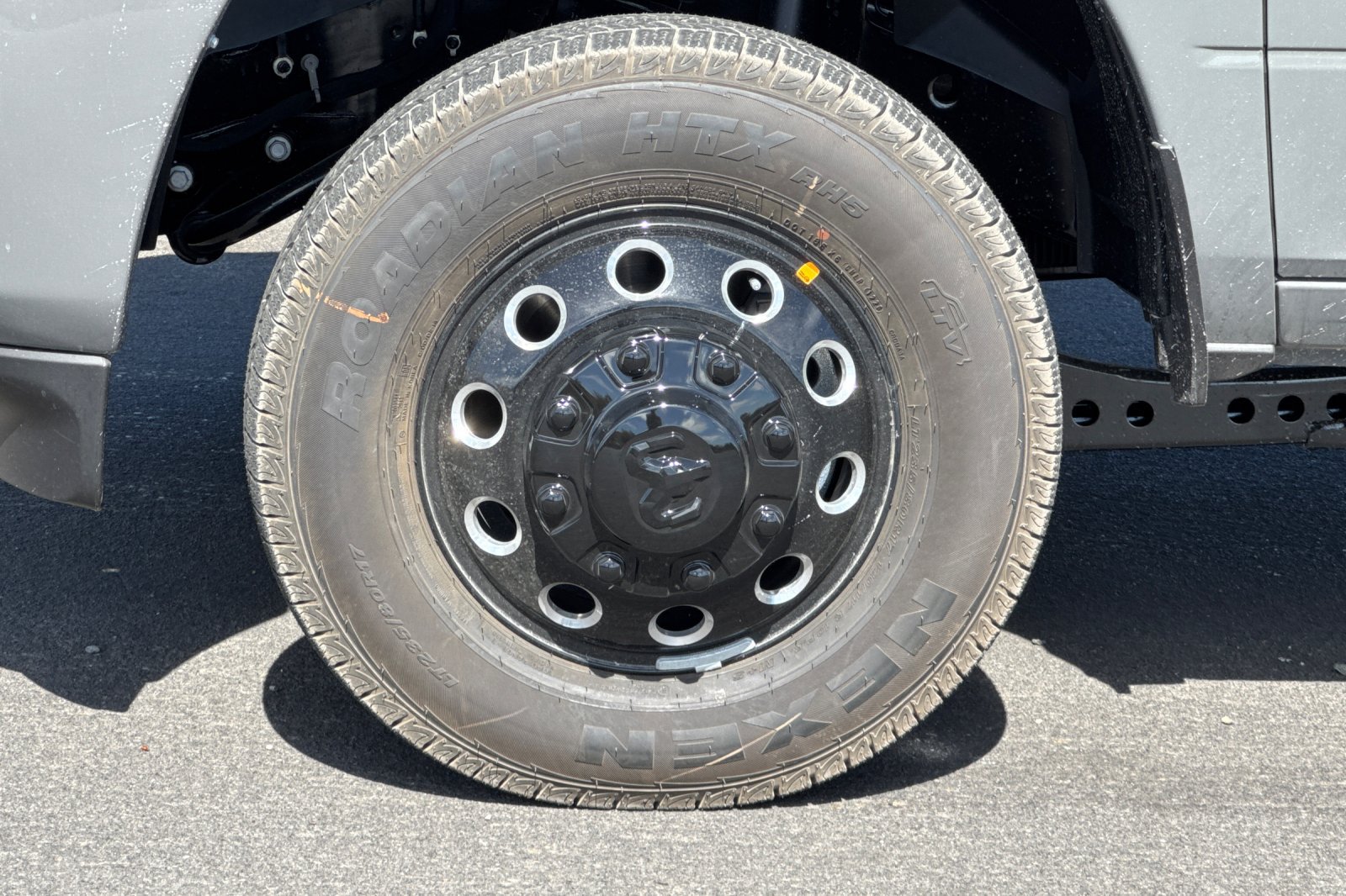 New 2027 RAM 3500 Laramie w/ Night Edition AWD/4WD image 24
