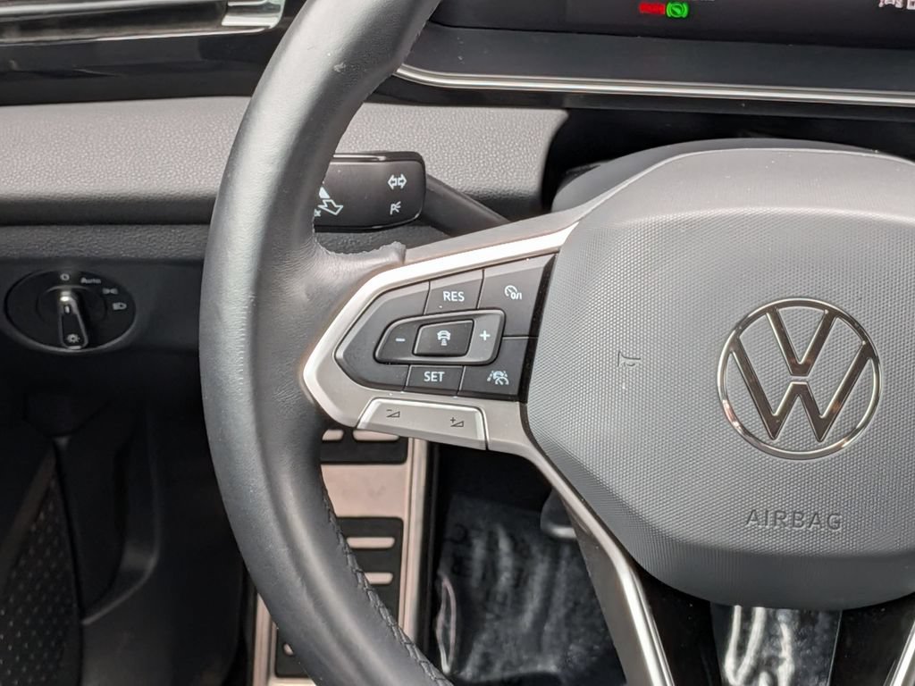 Used 2025 Volkswagen Jetta Sport FWD image 18
