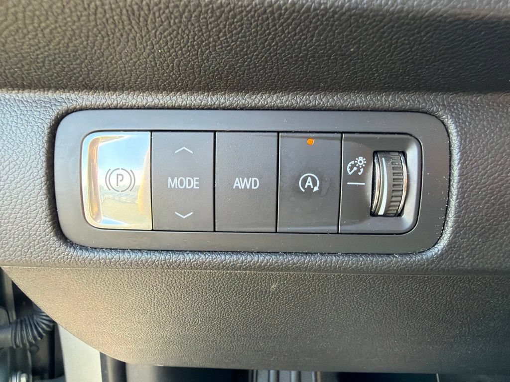 Used 2024 Chevrolet Traverse LS w/ LPO, Floor Liner Package AWD/4WD image 24