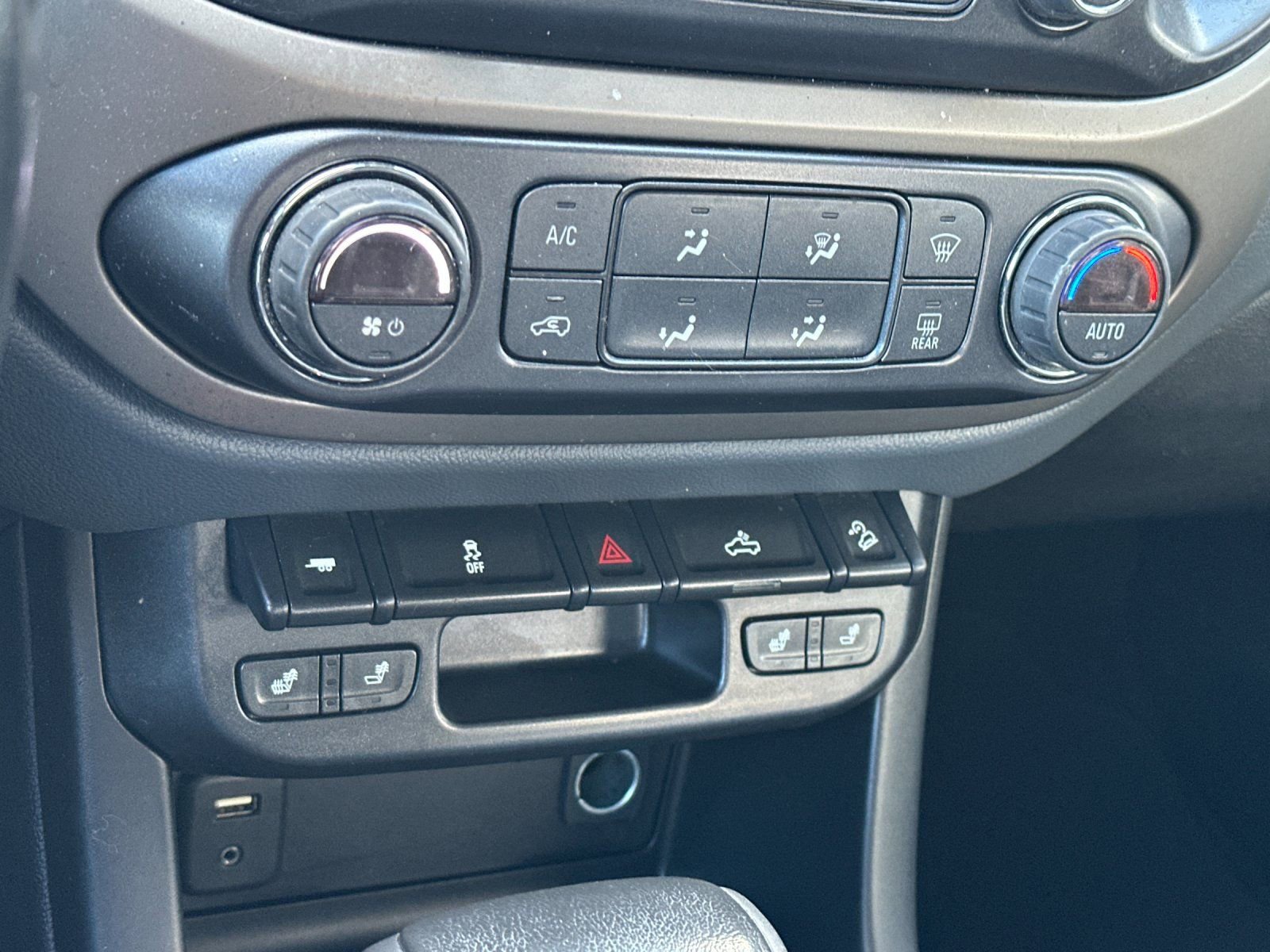 Used 2017 Chevrolet Colorado Z71 image 18