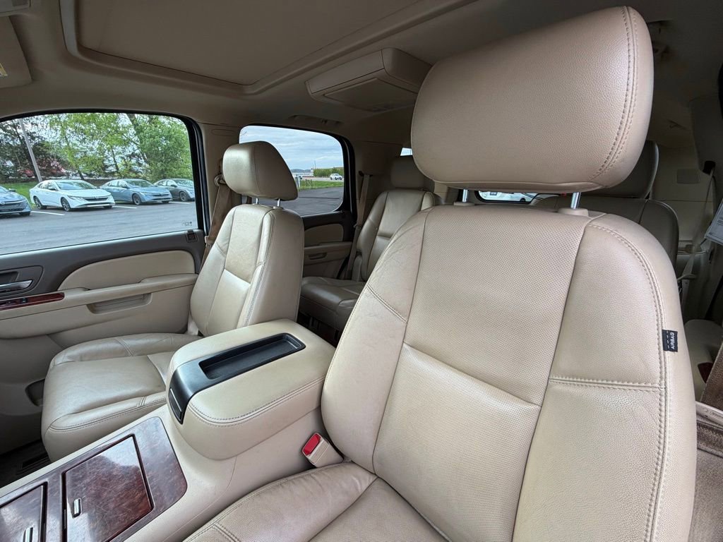 Used 2013 Chevrolet Tahoe LTZ image 7