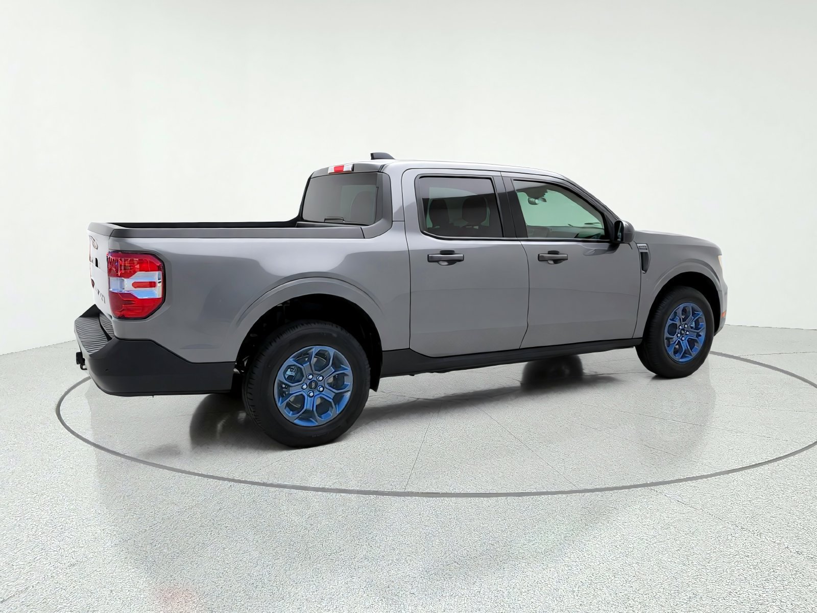 New 2026 Ford Maverick XLT w/ Equipment Group 301A AWD/4WD image 9