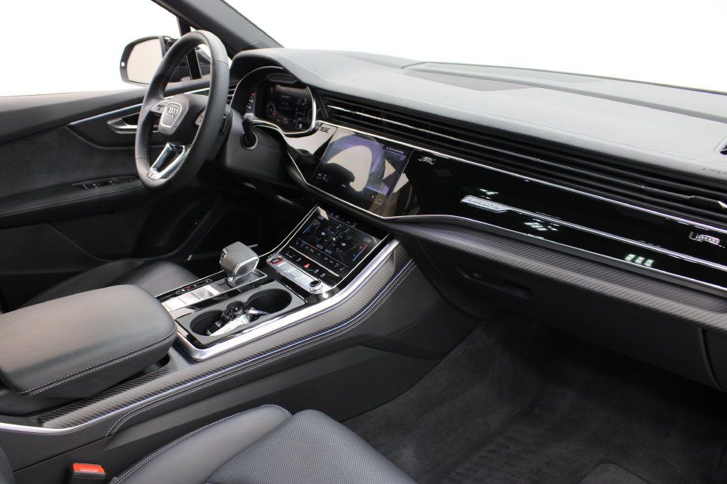 Used 2025 Audi SQ7 Prestige AWD/4WD image 27