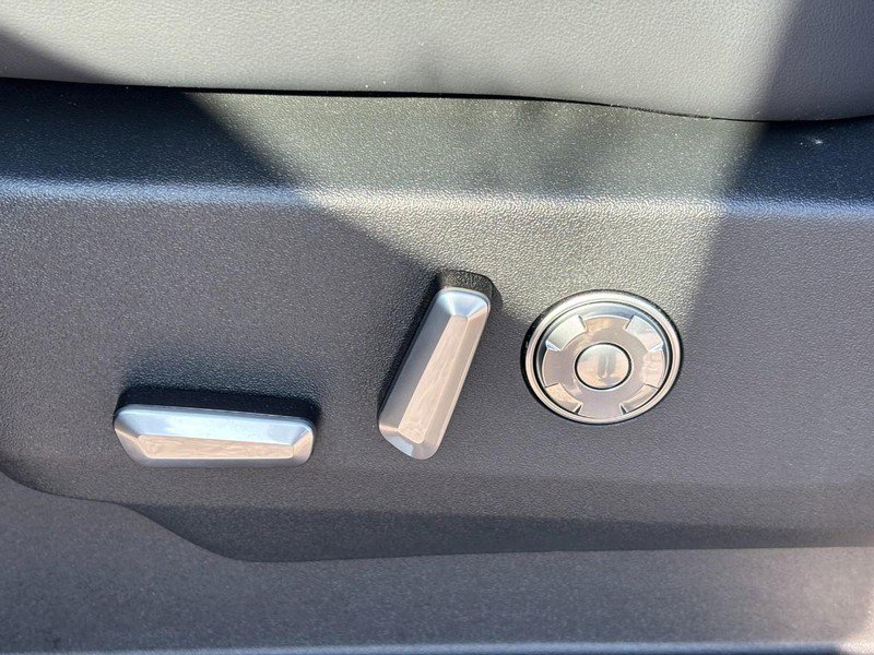 New 2025 Lincoln Navigator Reserve w/ Jet Appearance Package image 26