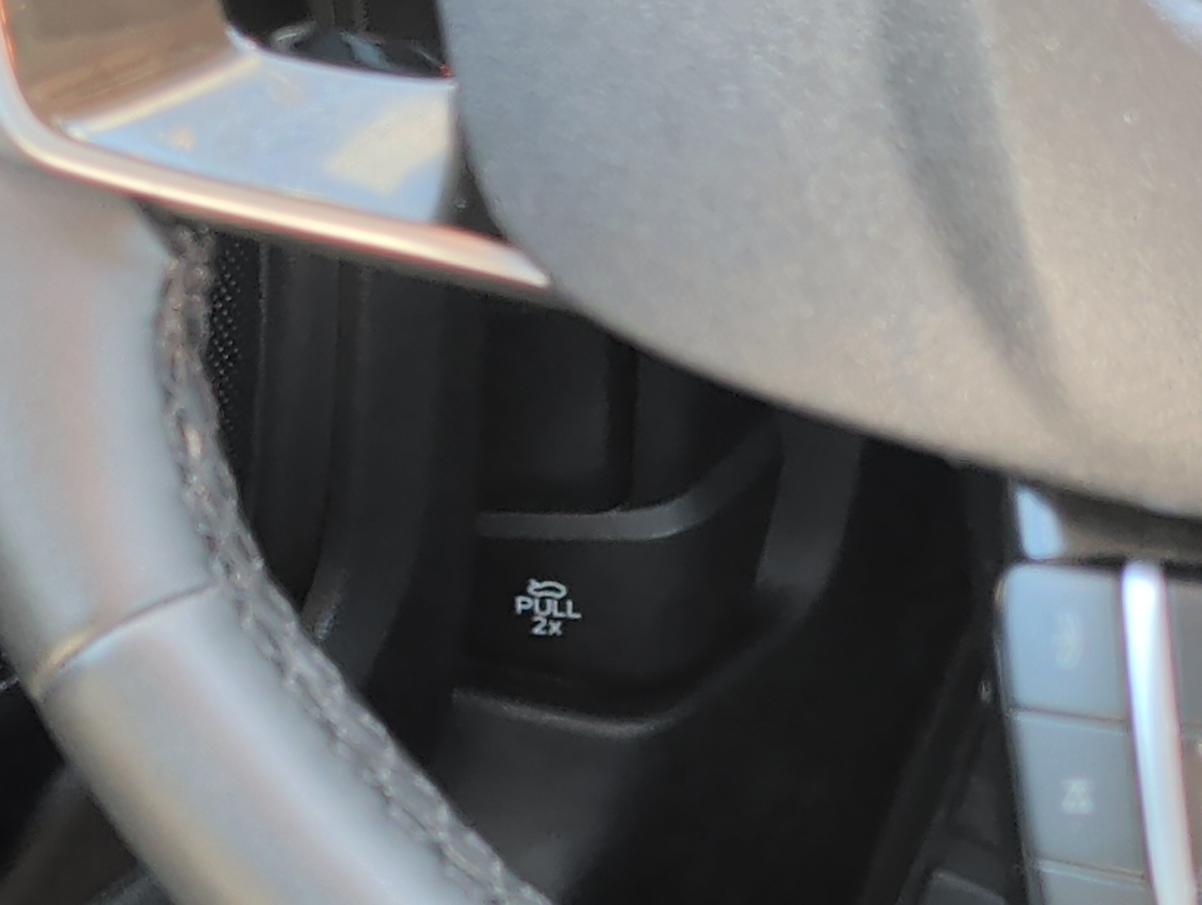 Used 2023 Ford Escape Platinum AWD/4WD image 32