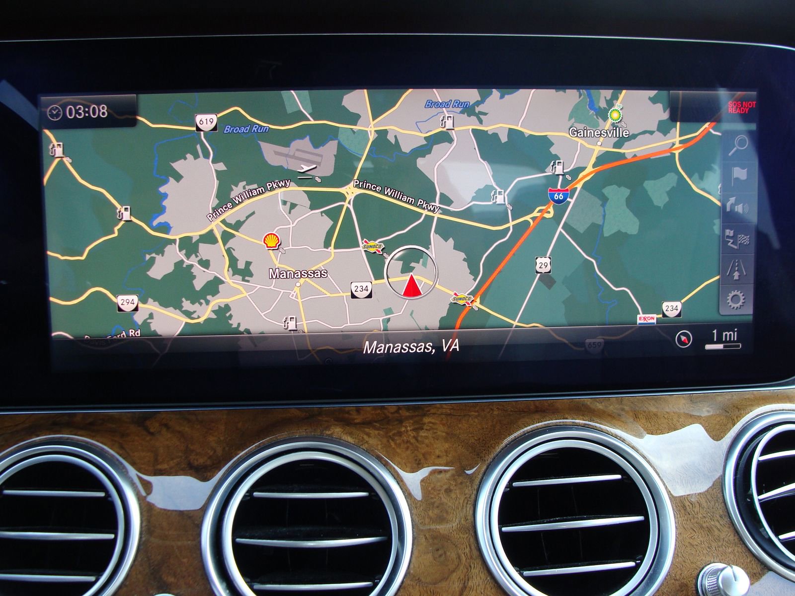 Used 2018 Mercedes-Benz E 300 4MATIC image 13