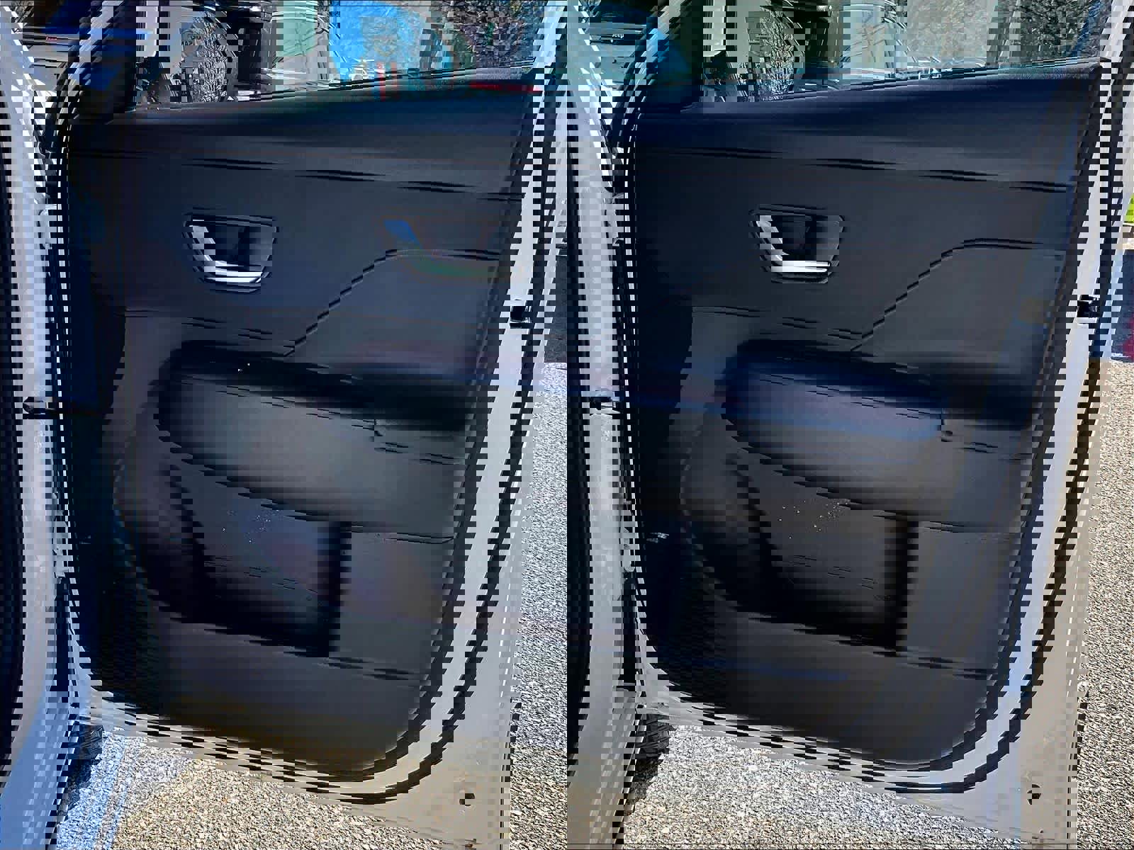 Used 2024 Hyundai Kona Limited image 12