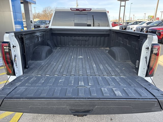 Used 2024 GMC Sierra 2500 AT4 w/ AT4 Premium Plus Package AWD/4WD image 6