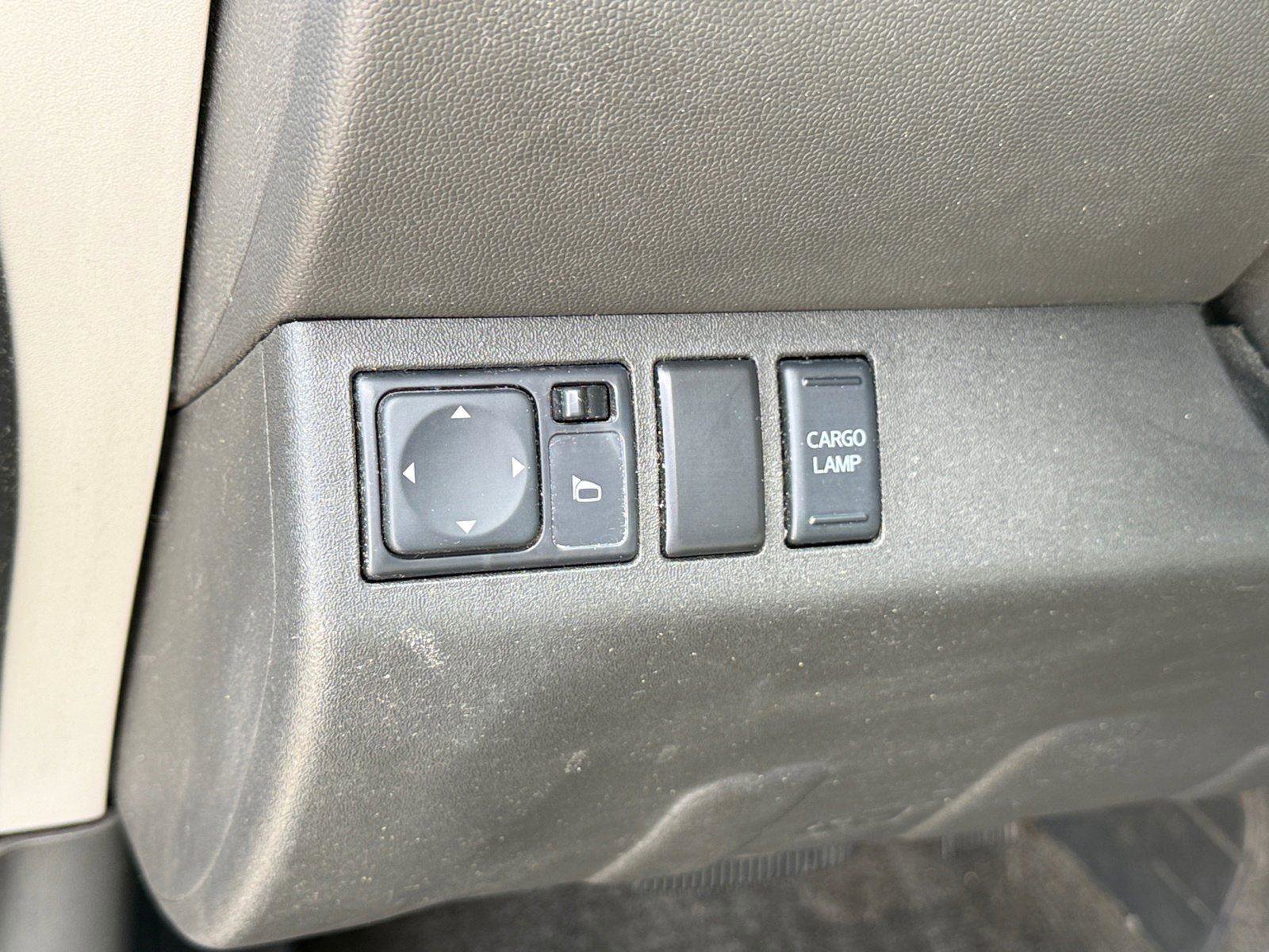 Used 2014 Nissan Frontier SV w/ SV Value Truck Package image 17