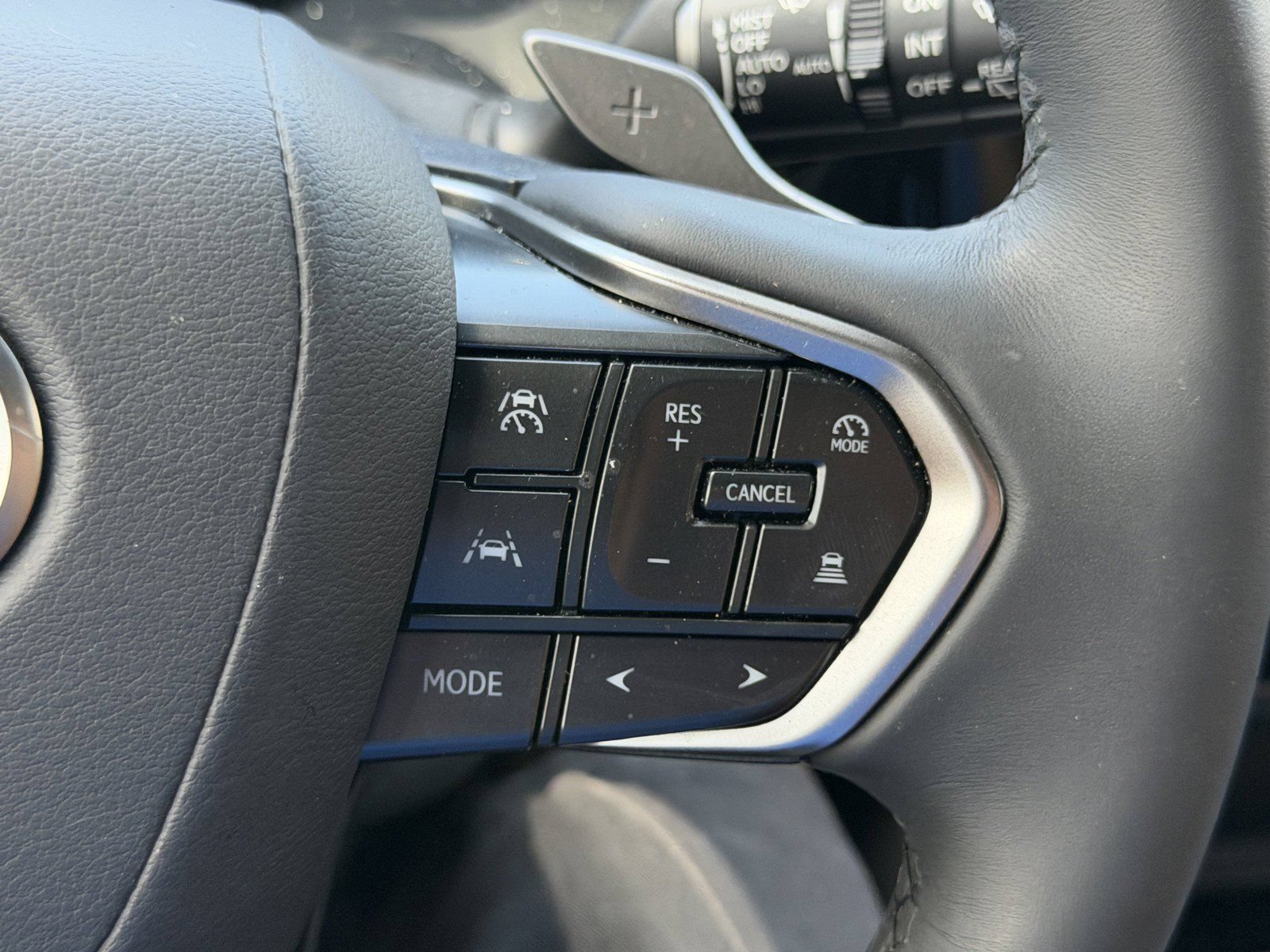 Used 2025 Lexus RX 350 FWD w/ Accessory Package (K3) image 31