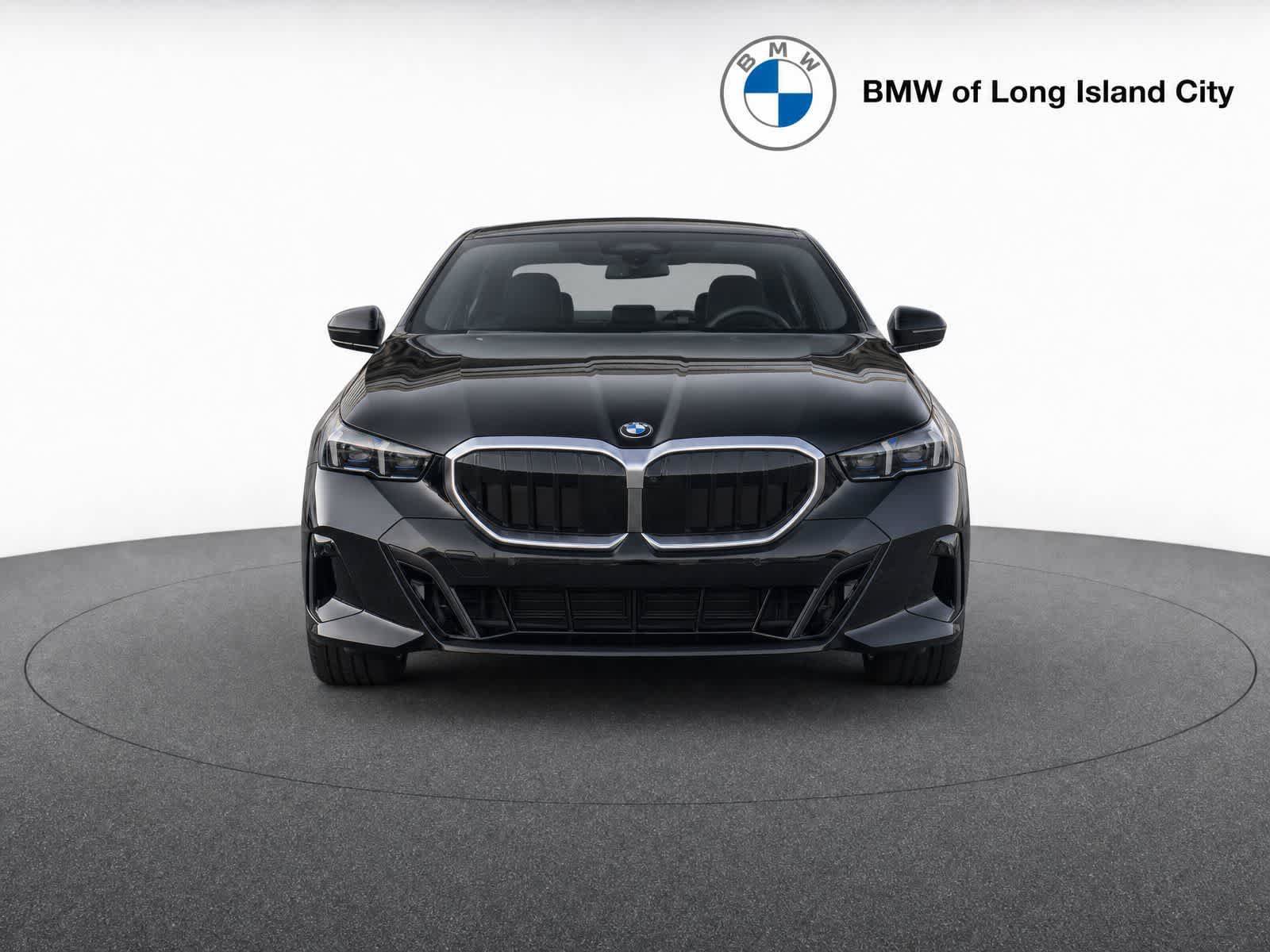 New 2027 BMW 530i xDrive w/ M Sport Package AWD/4WD image 2