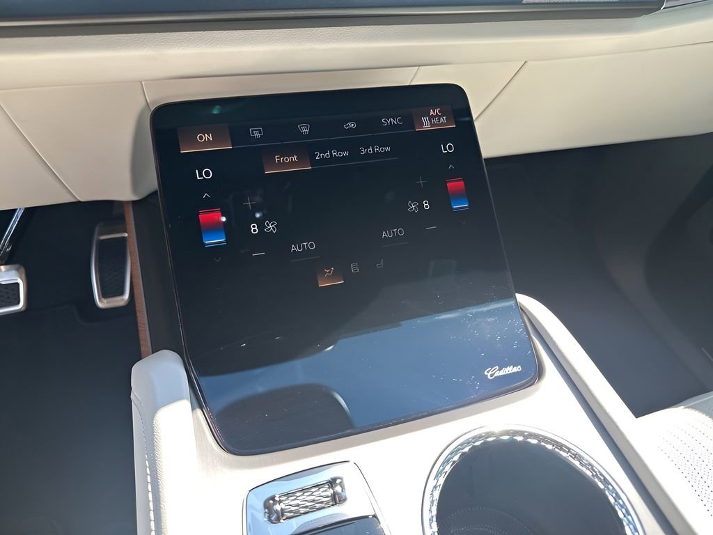 New 2026 Cadillac Vistiq Luxury image 32