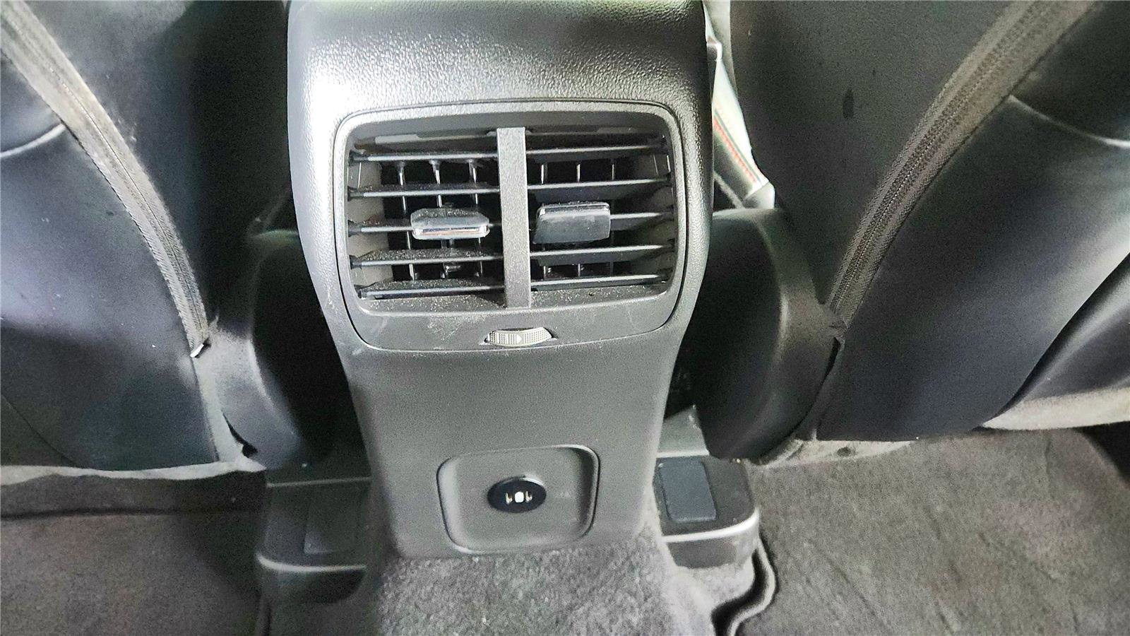 Used 2024 Ford Escape ST-Line image 31