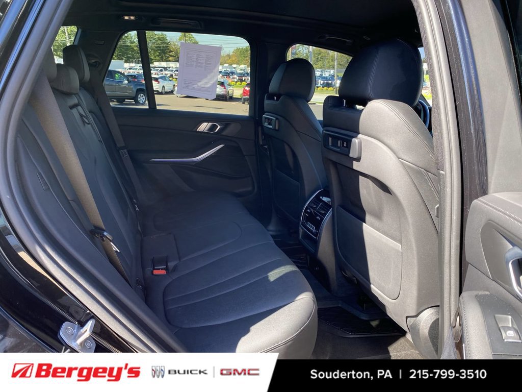 Used 2019 BMW X5 xDrive40i w/ Premium Package 2 AWD/4WD image 31