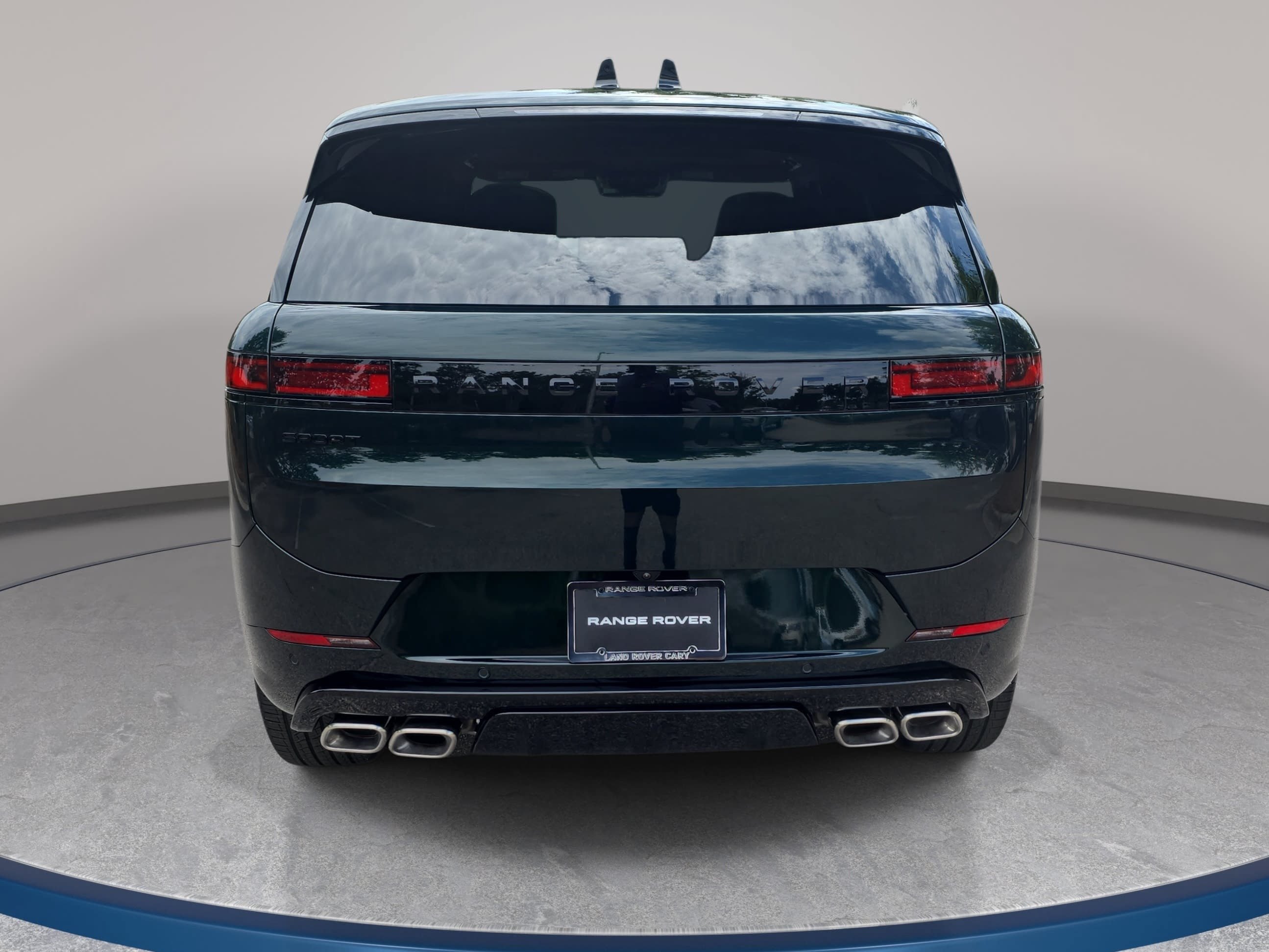 New 2026 Land Rover Range Rover Sport Dynamic SE AWD/4WD image 6