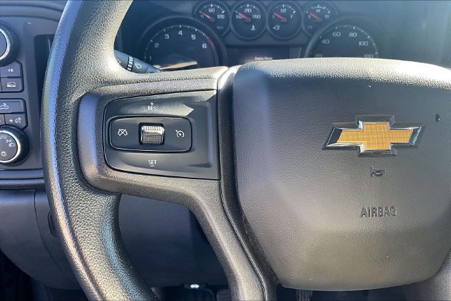 Used 2020 Chevrolet Silverado 1500 Custom w/ Custom Value Package AWD/4WD image 12