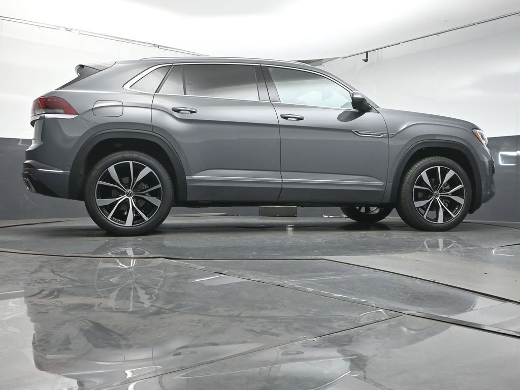 New 2026 Volkswagen Atlas Cross Sport SEL Premium R-Line image 39