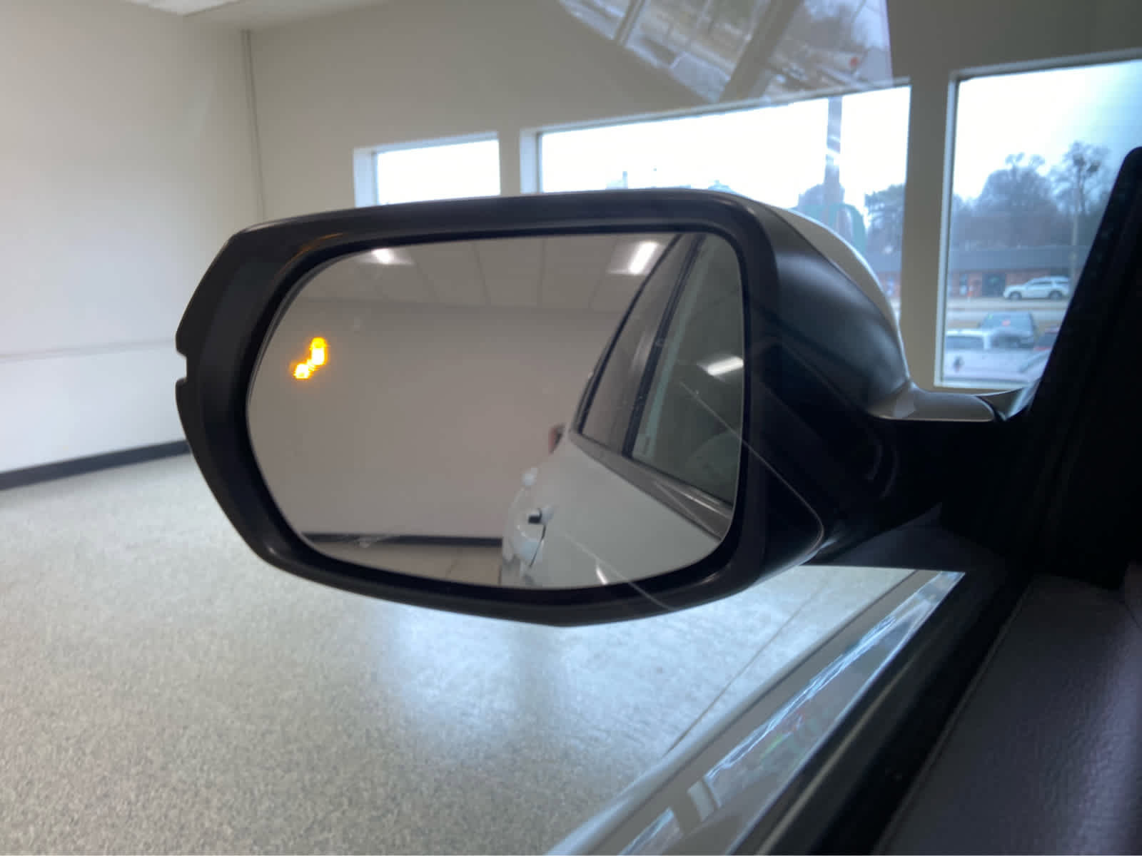 Used 2020 Honda CR-V Touring image 36