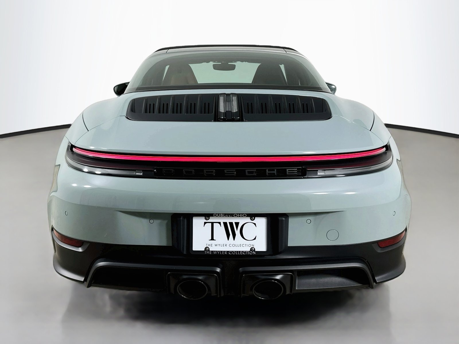 Used 2025 Porsche 911 Targa 4 GTS AWD/4WD image 6