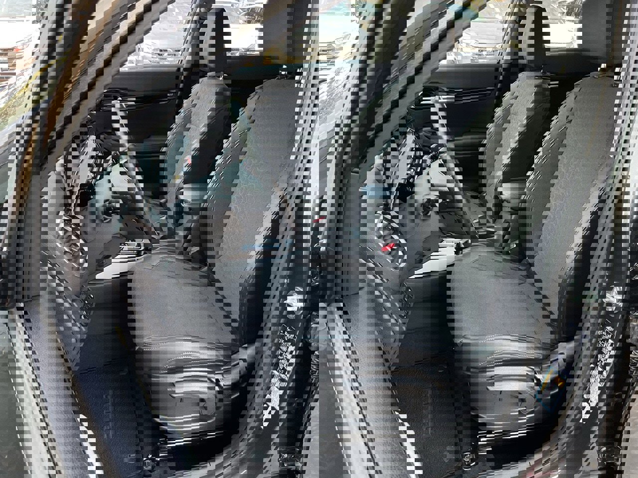 Used 2025 Kia Seltos S image 13