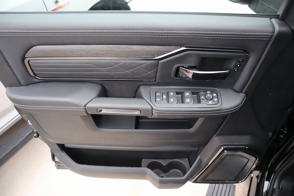 New 2026 RAM 2500 Limited image 16