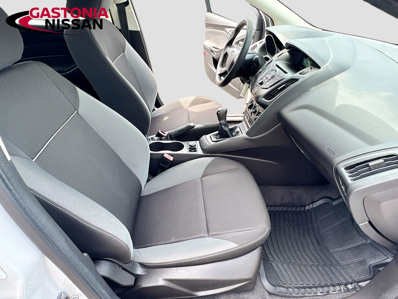 Used 2012 Ford Focus S FWD image 31