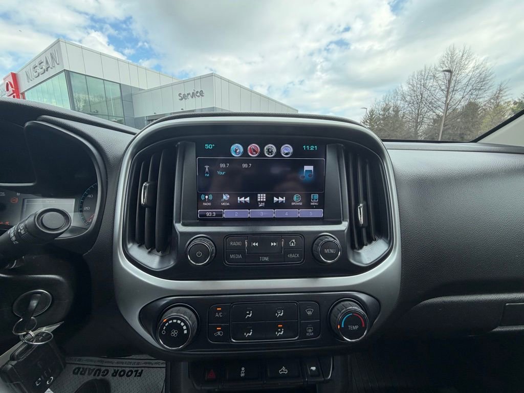 Used 2017 Chevrolet Colorado LT w/ Redline Special Edition image 9