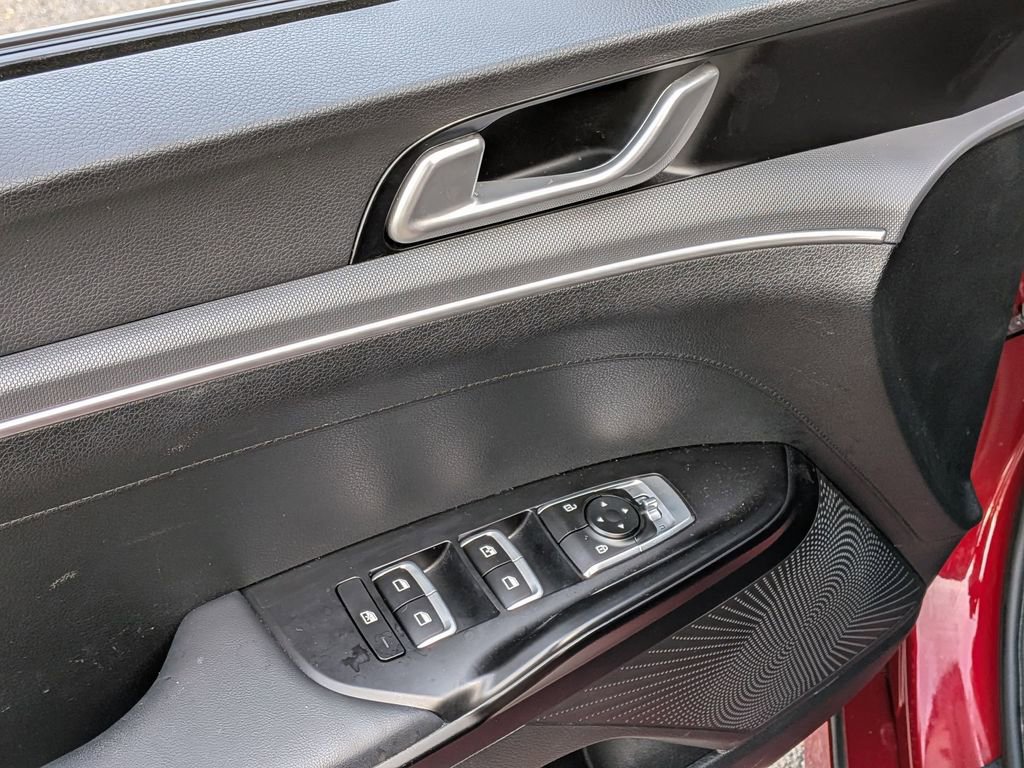 Used 2024 Kia K5 LXS image 11