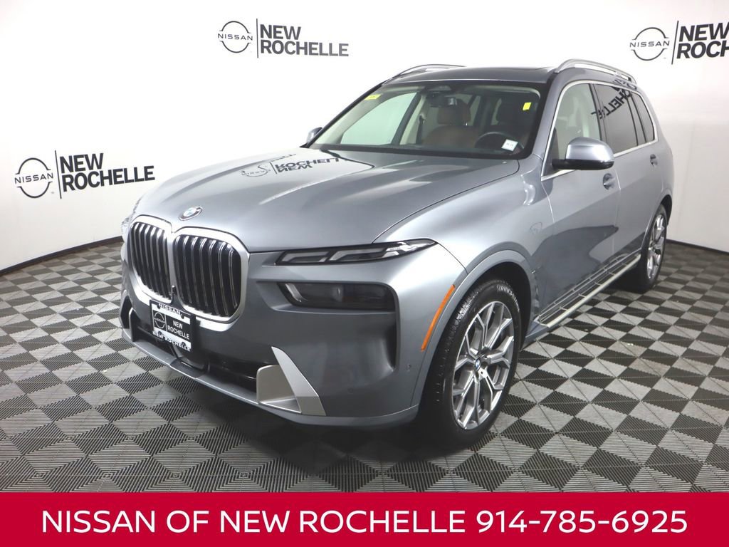 Used 2024 BMW X7 xDrive40i w/ Climate Comfort Package image 1