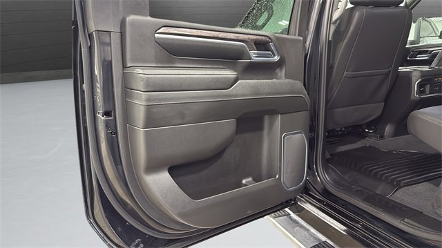 Used 2024 Chevrolet Silverado 3500 LTZ w/ LTZ Plus Package image 29