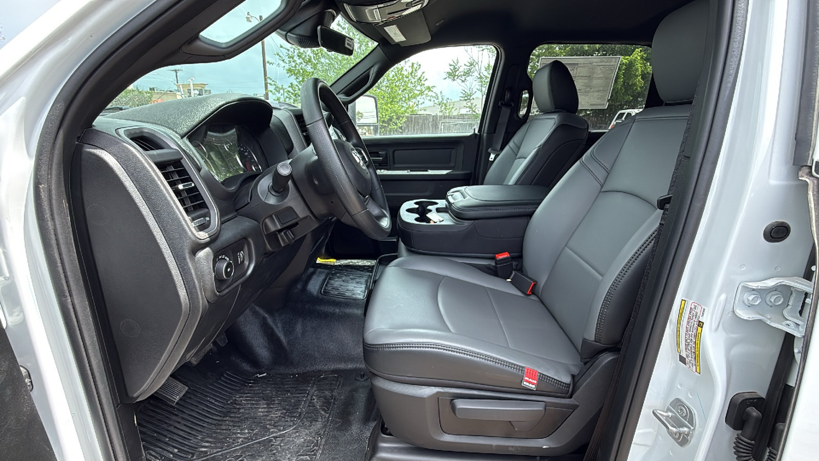 New 2026 RAM 3500 Tradesman w/ Chrome Appearance Group A AWD/4WD image 14
