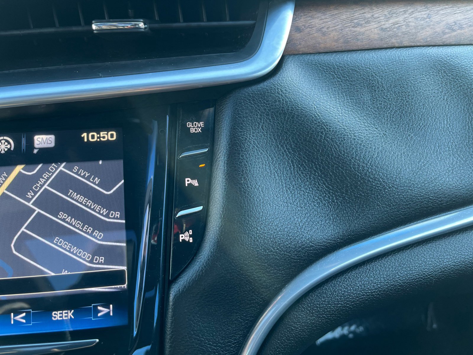 Used 2016 Cadillac XTS Luxury w/ Driver Awareness Package image 30