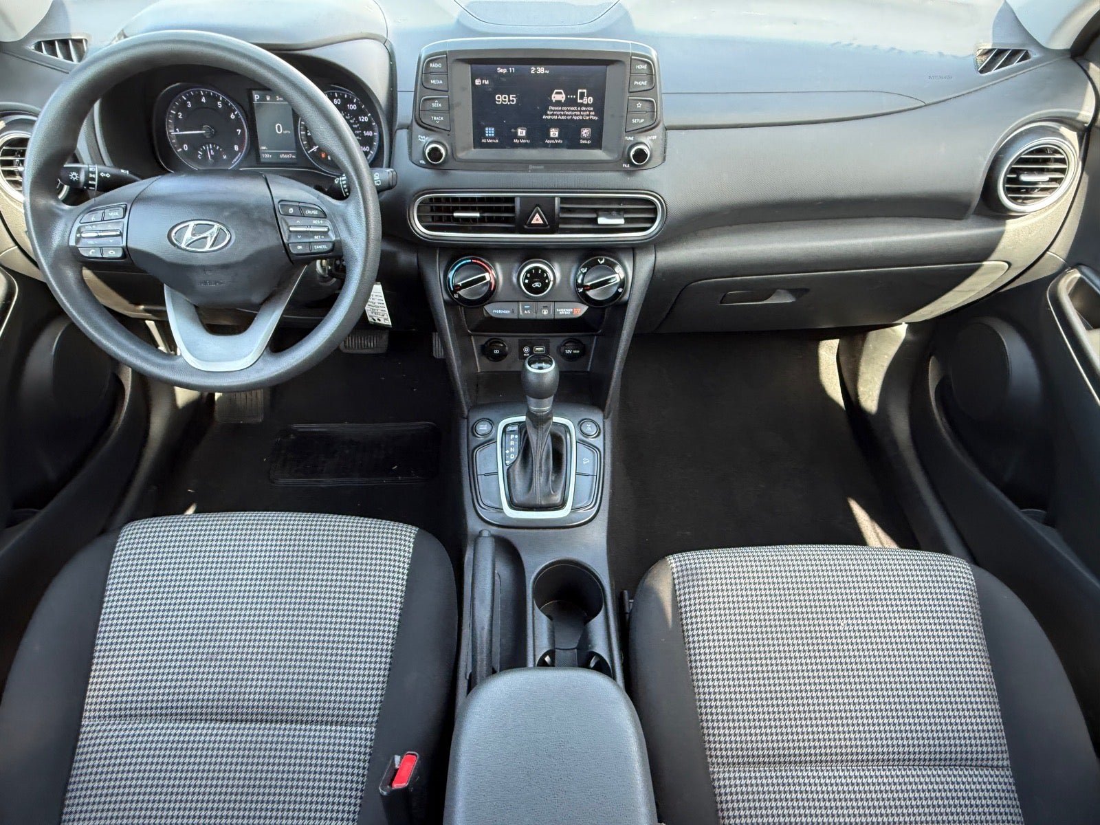 Used 2021 Hyundai Kona SE AWD/4WD image 15
