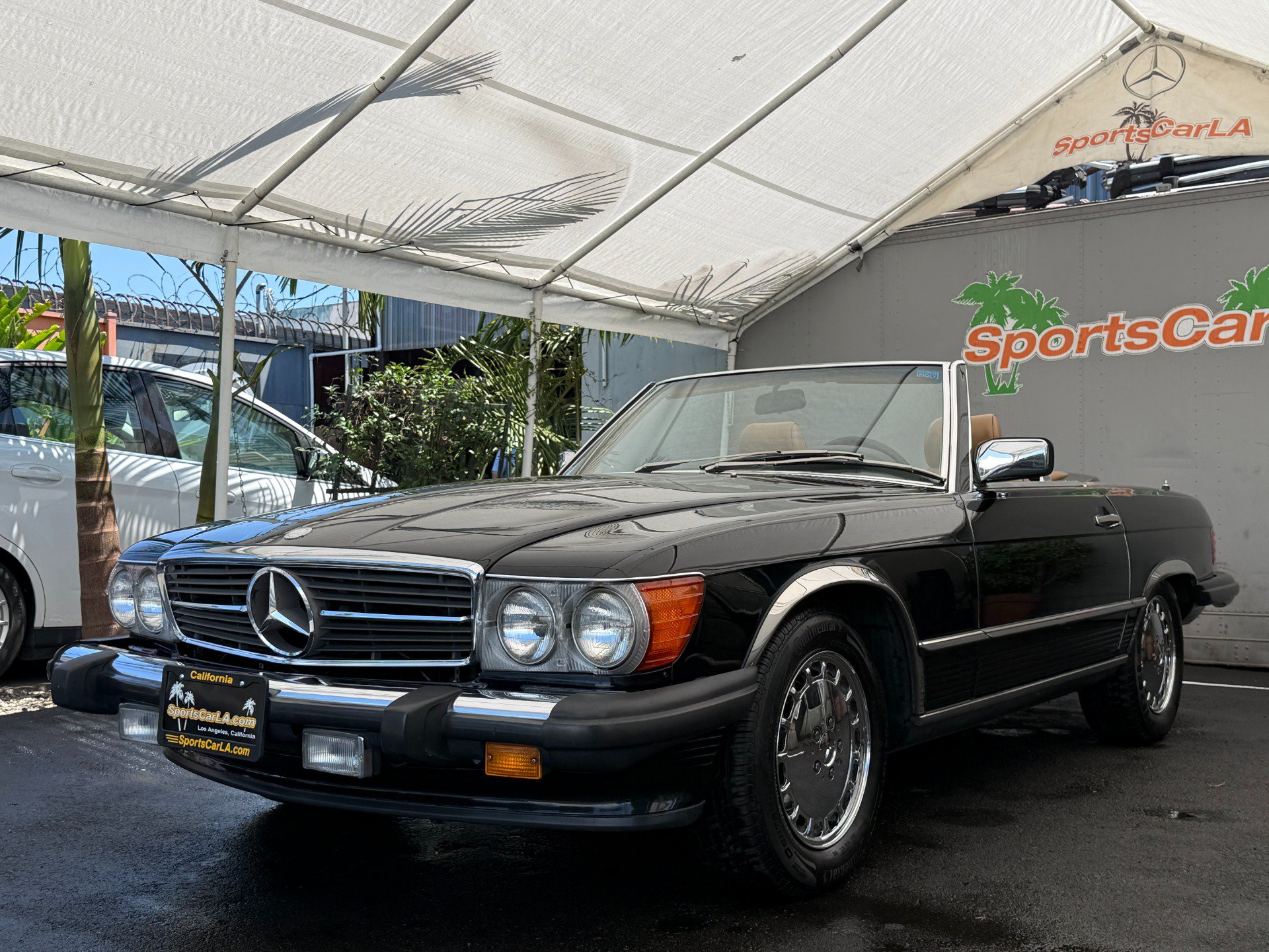 Used 1987 Mercedes-Benz 560 SL image 3