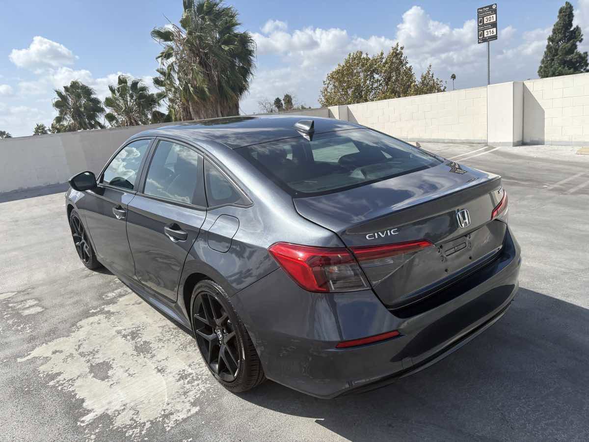 Used 2024 Honda Civic Sport image 13