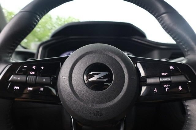 Certified 2025 Nissan Z Sport w/ Floor Mat Package RWD image 8