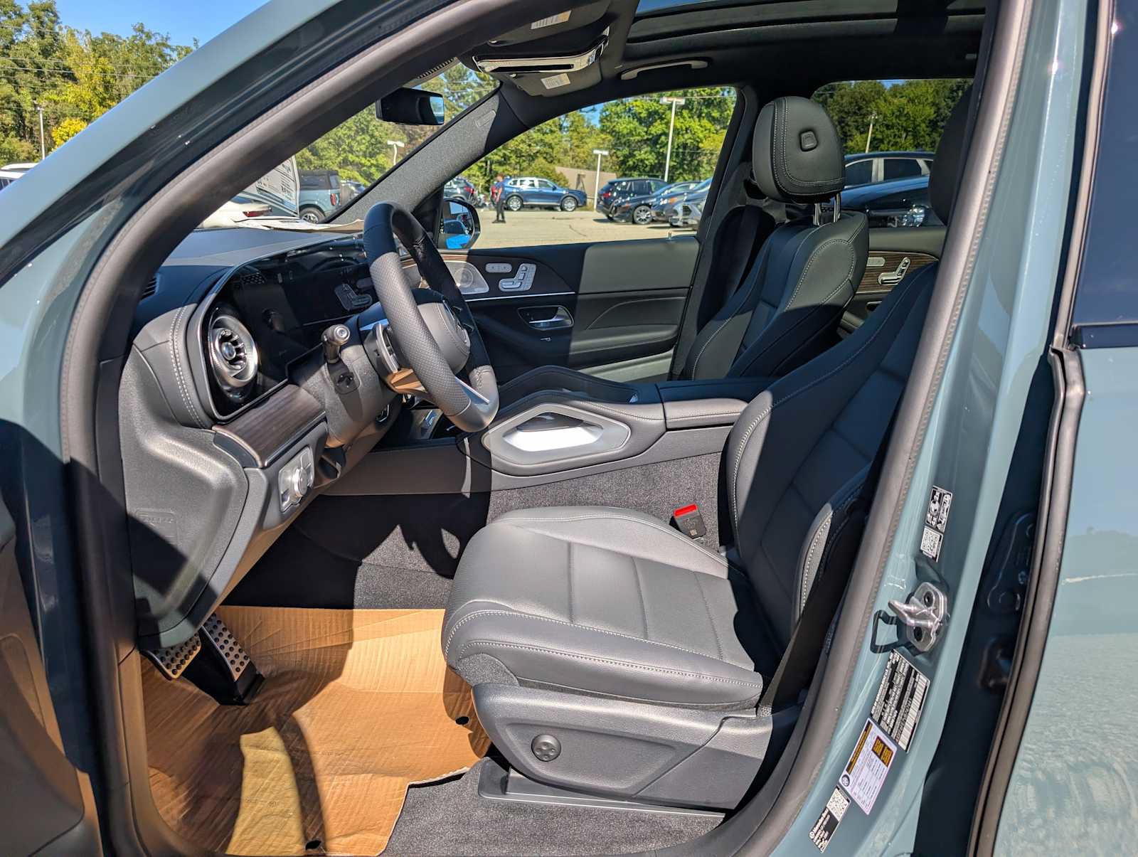 New 2027 Mercedes-Benz GLS 450 4MATIC image 4