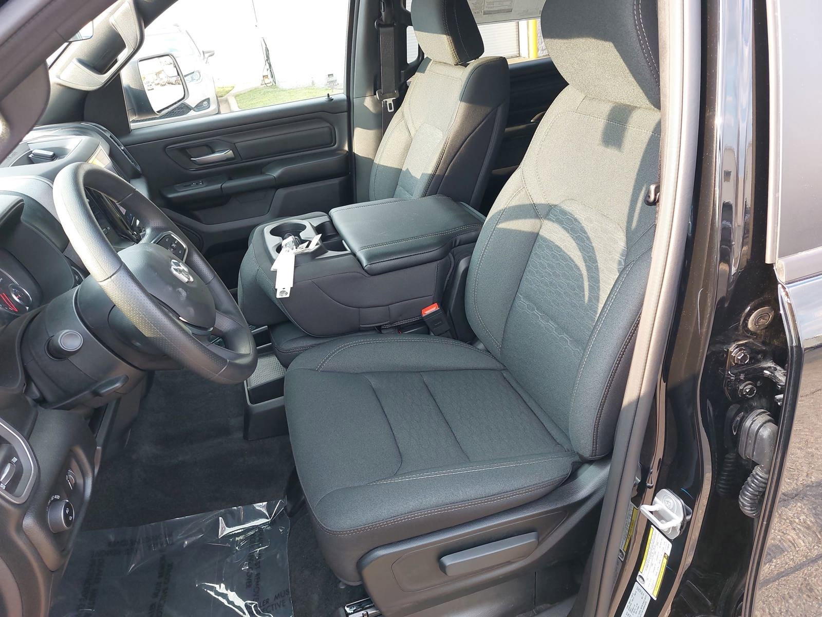 New 2026 RAM 1500 Express RWD image 17